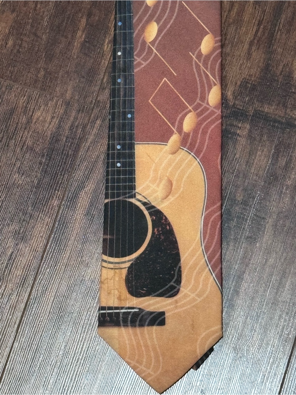 Authentic RALPH MARLIN
Guitar And Notes Design On Brown 100% Silk Necktie Tie